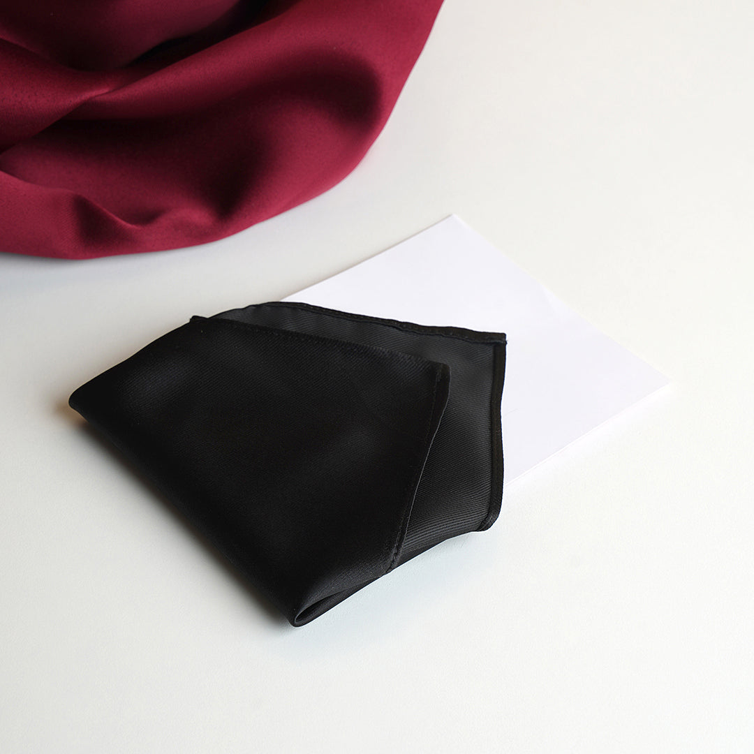Pocket square – black