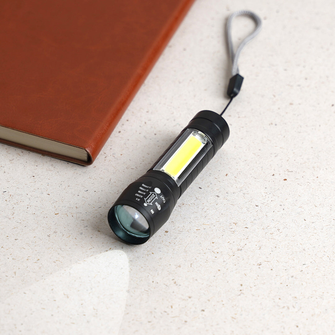 Illume – Zoom Torch