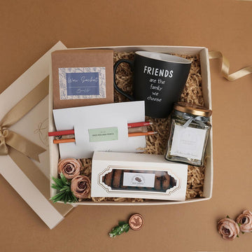 F.R.I.E.N.D.S Gift Box - BoxUp Luxury Gifting