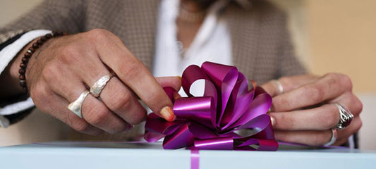 Luxury Corporate Gifting Ideas to Impress VIP Clients