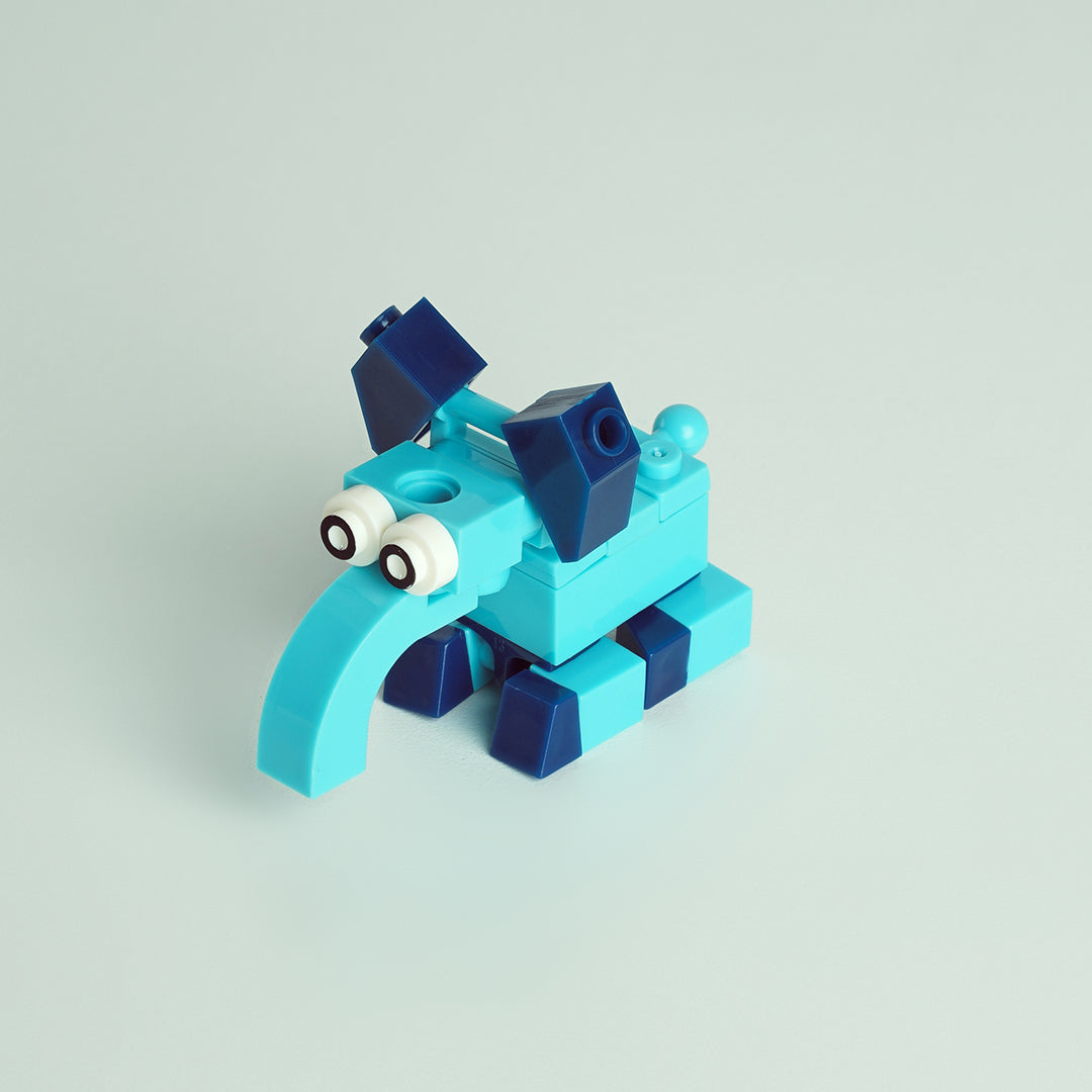 Lego animal figurine
