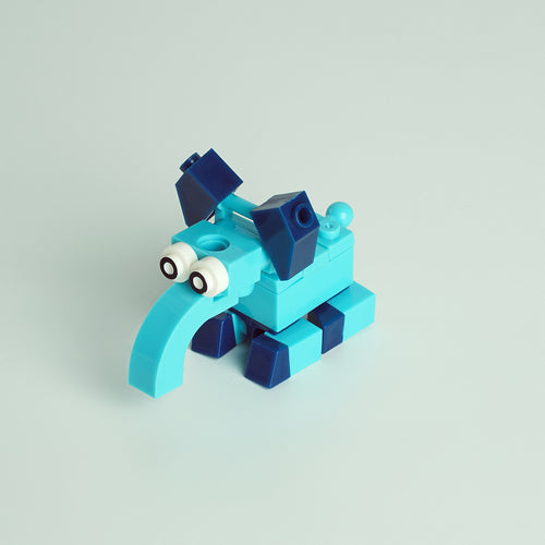 Lego animal figurine