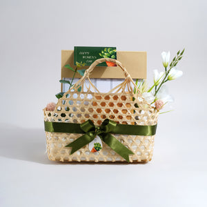 The Minimal Her Hamper