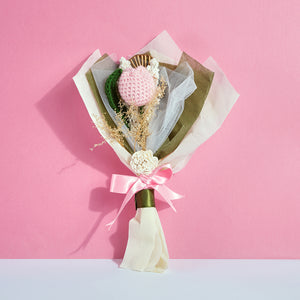 Tulip crochet bouquet