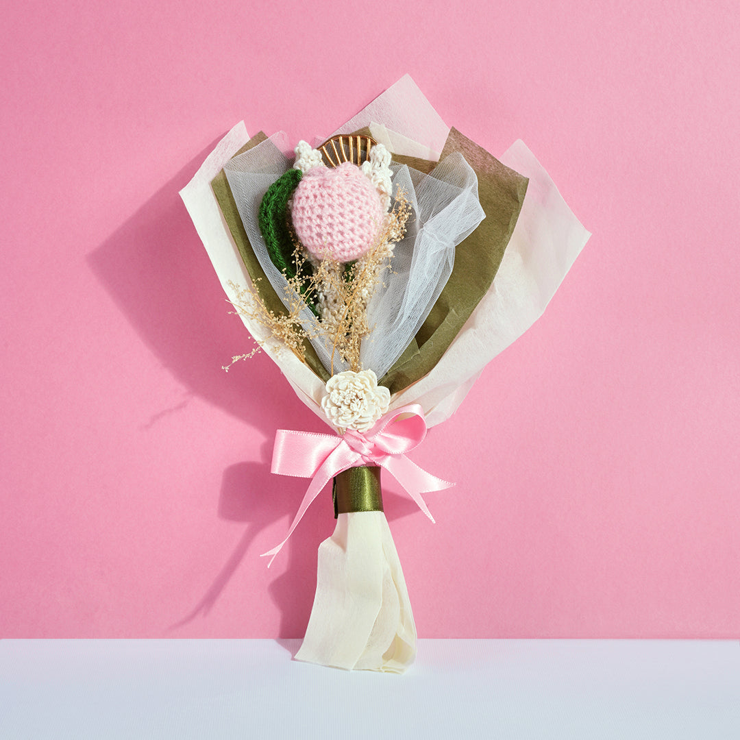 Tulip crochet bouquet