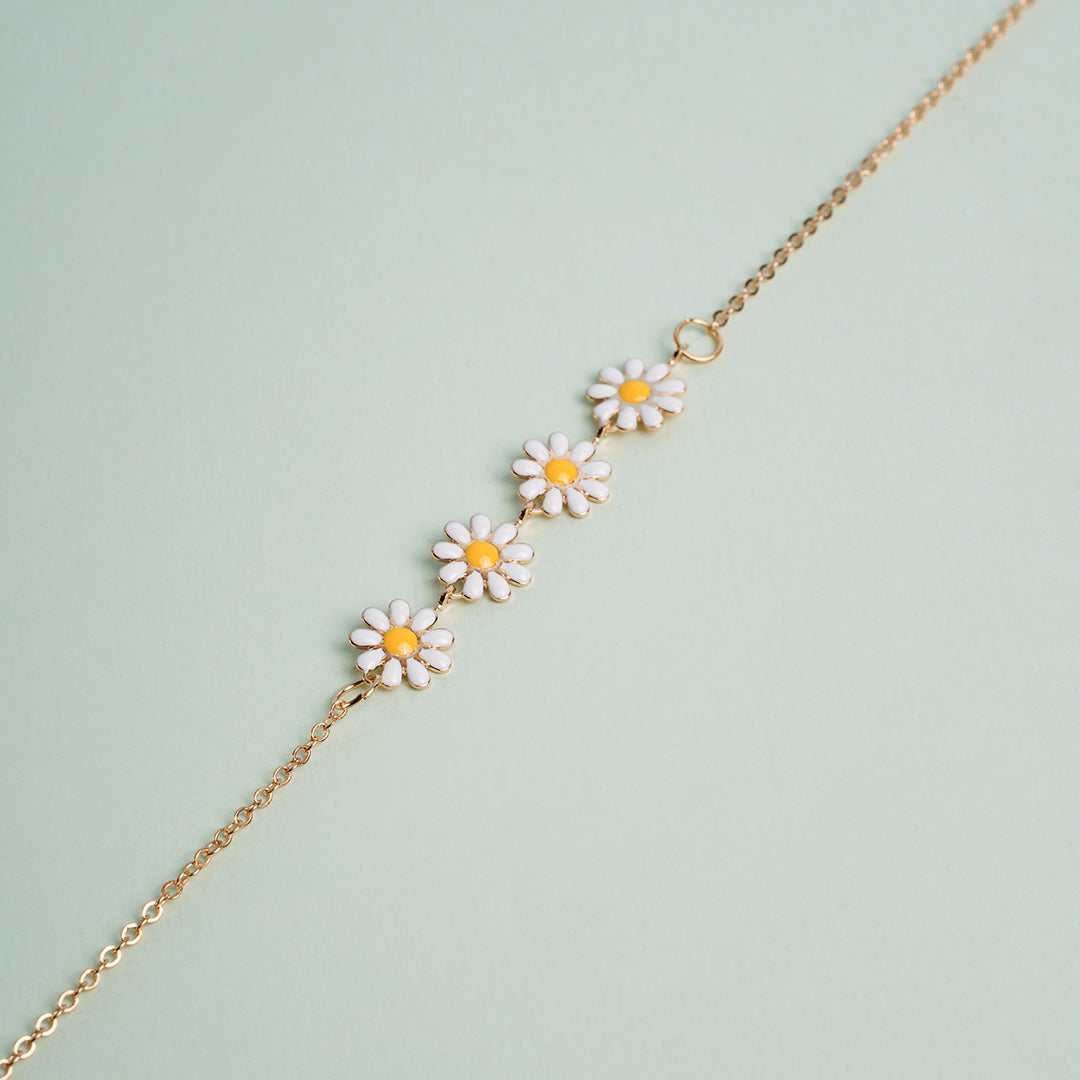 Daisy Necklace