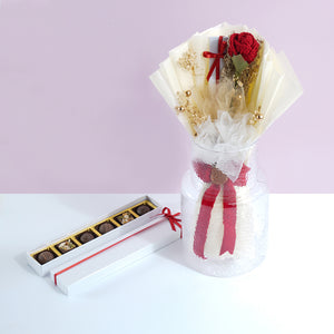 Crochet bouquet with sensation chocolate box