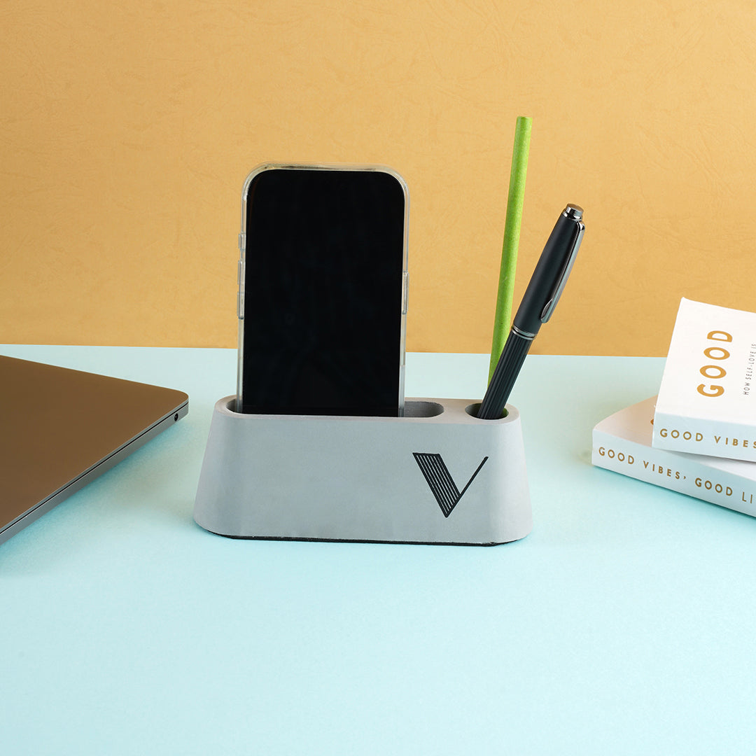 The Concrete Initial Holder