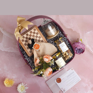 Queen's Hamper