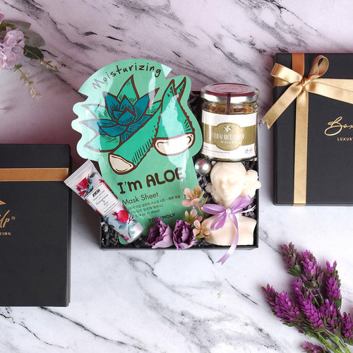 Warm Embrace Gift Hamper