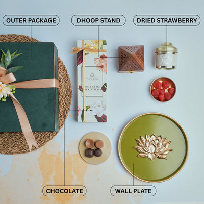 Emerald Velvet Keepsake Hamper