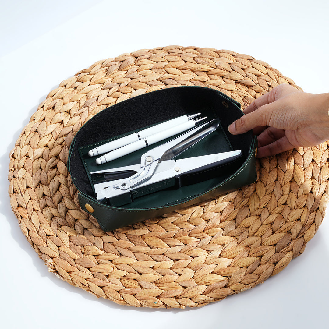 Rexine tray