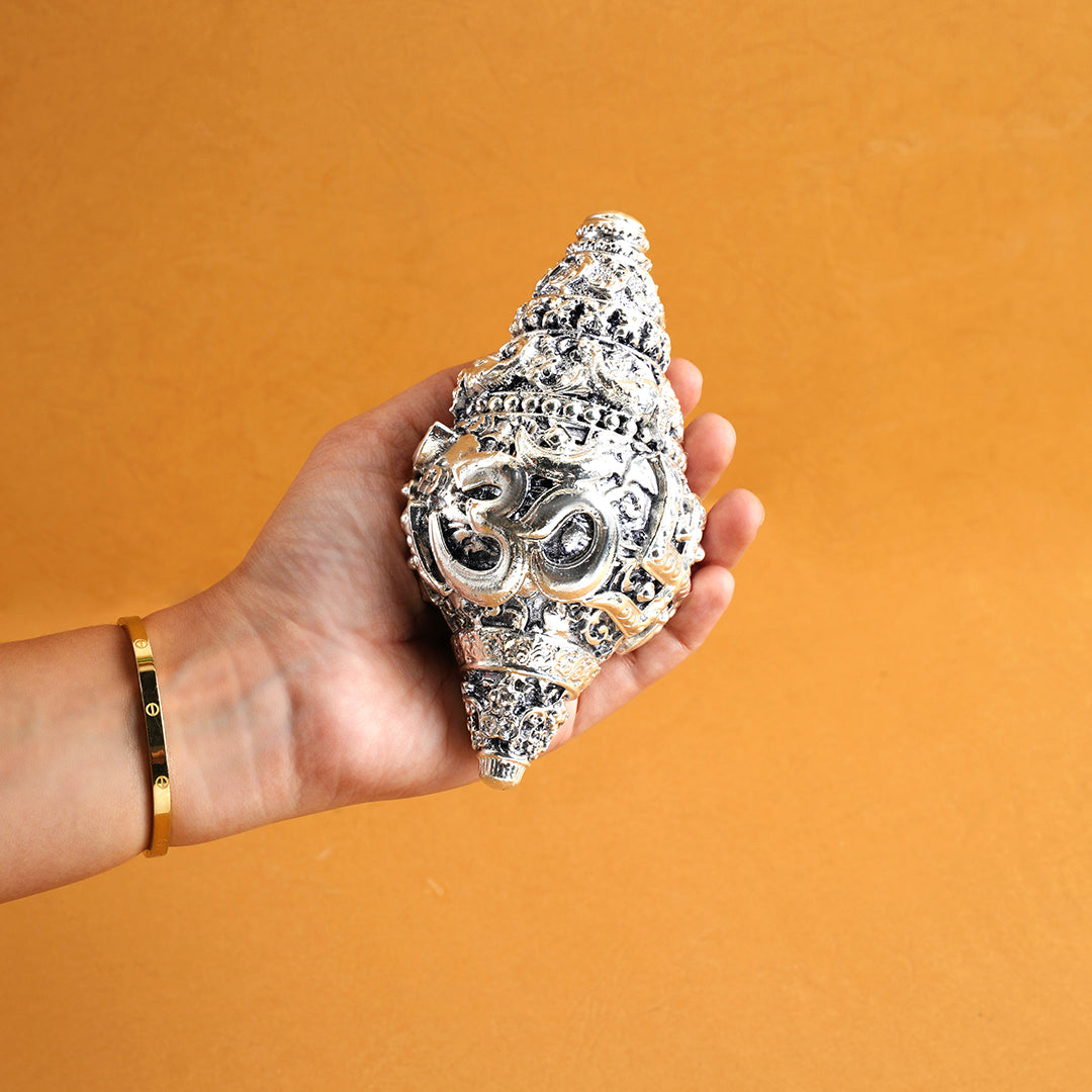 Cosmic- Om Shankhu