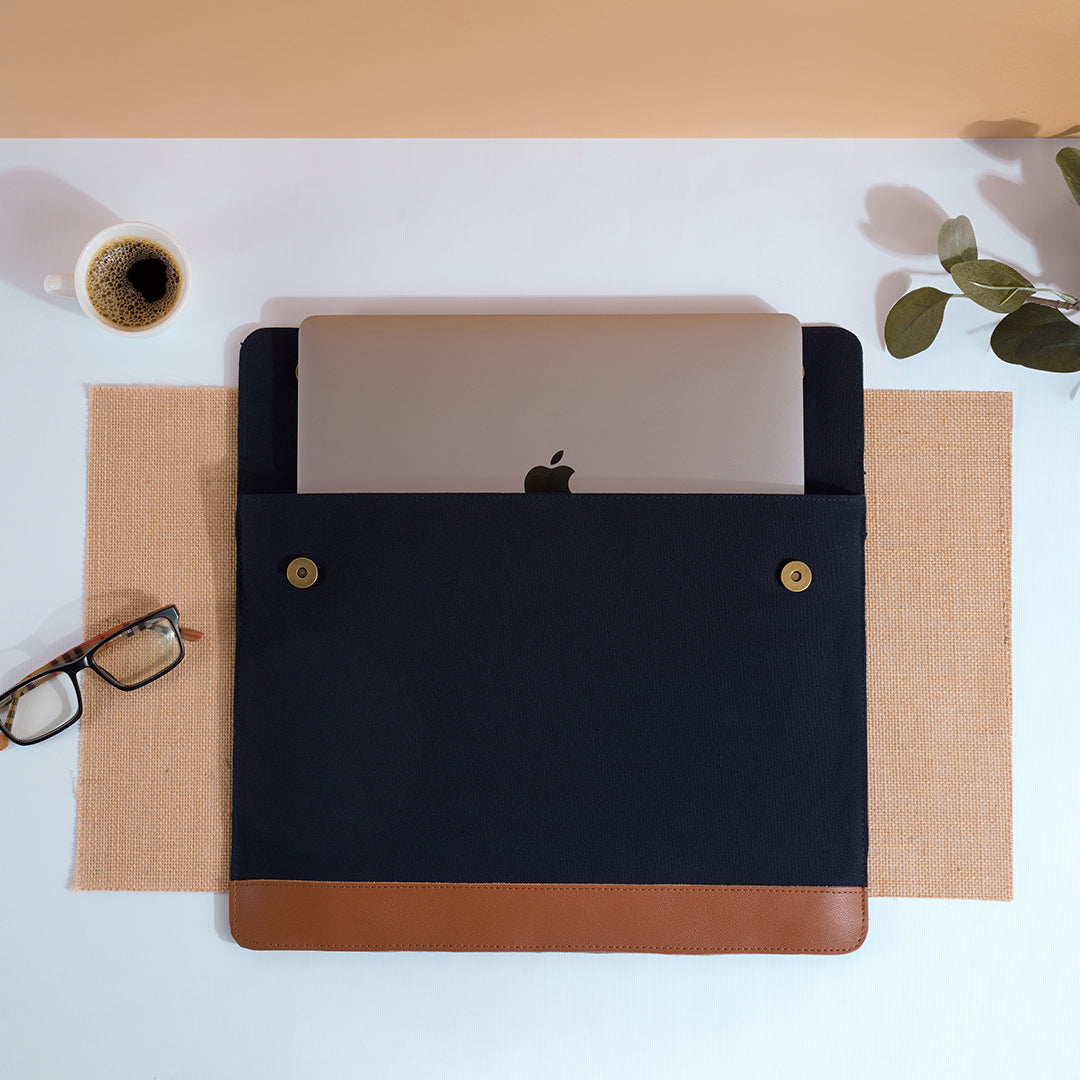 Daily Care - Vegan Laptop Sleeve