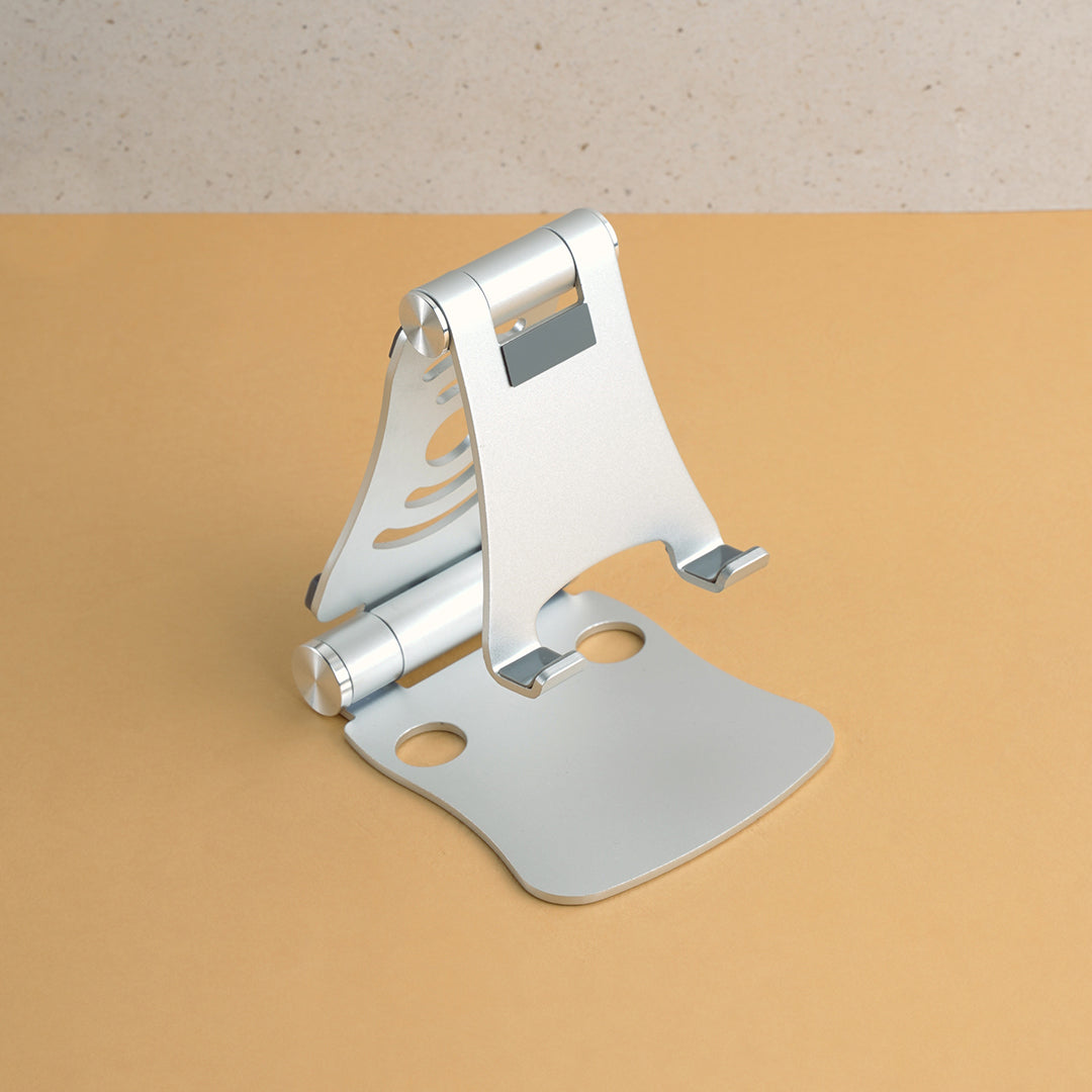 Eleviq – Steel Mobile Stand