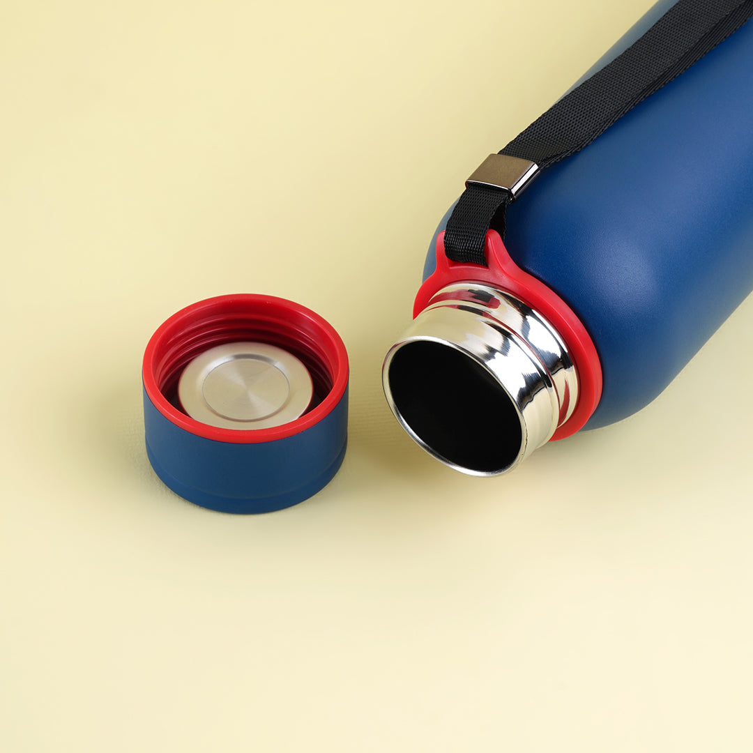 Klar – Navy Blue Bottle