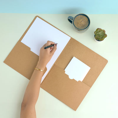 Dossier – Cardboard File