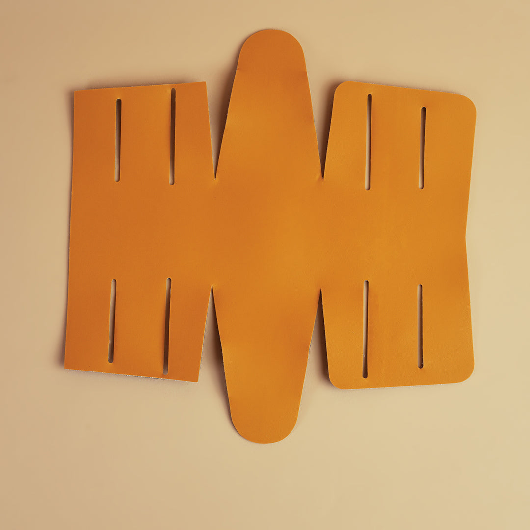 Reversible Leather Pen Stand