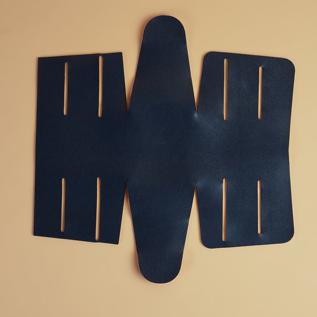 Reversible Leather Pen Stand