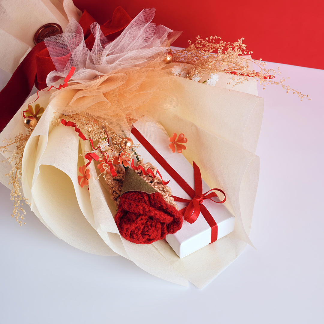 Crochet bouquet with sensation chocolate box