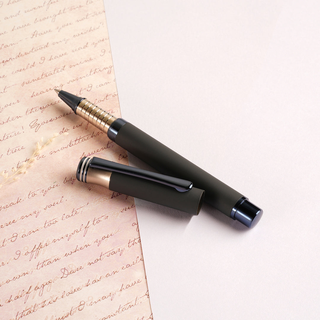 Lyra Metal Pen