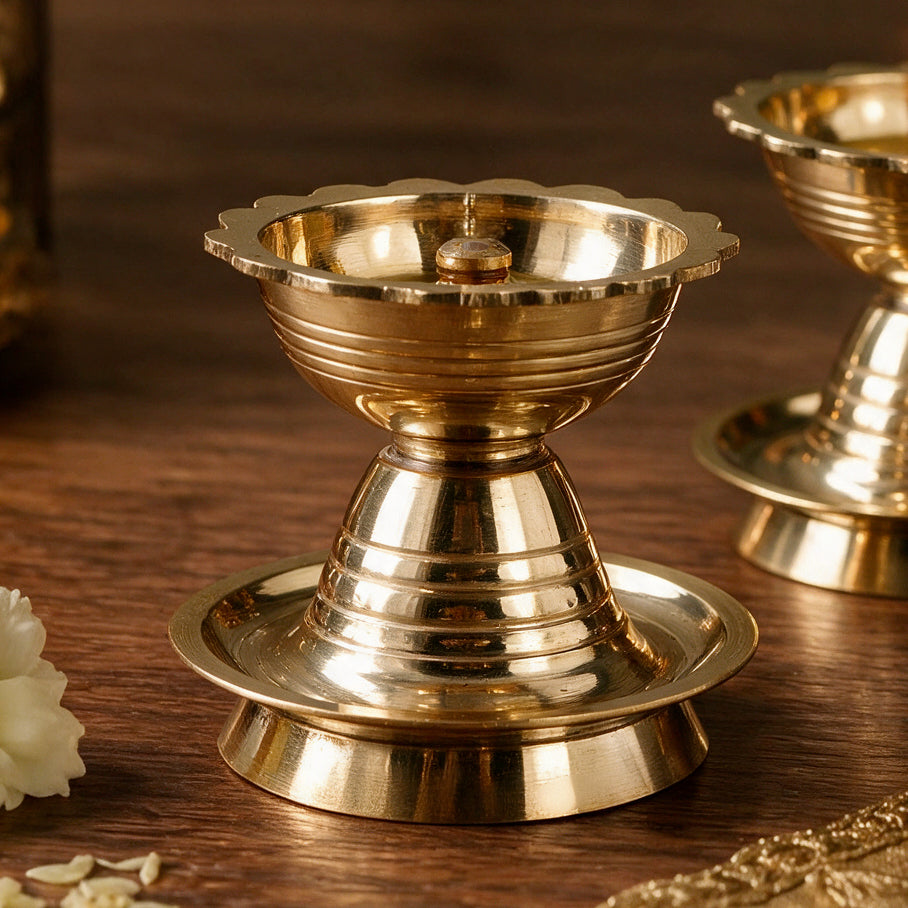 Brass Diya Shakshi Deepak