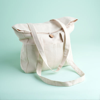 Liri Tote Bag