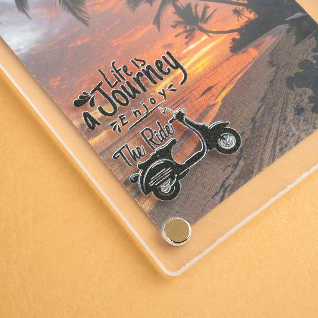 The Wander Memory Frame