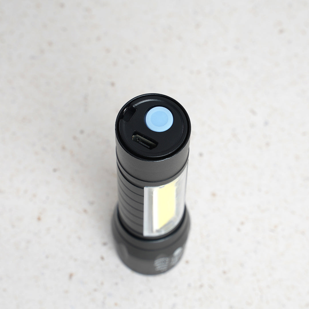 Illume – Zoom Torch
