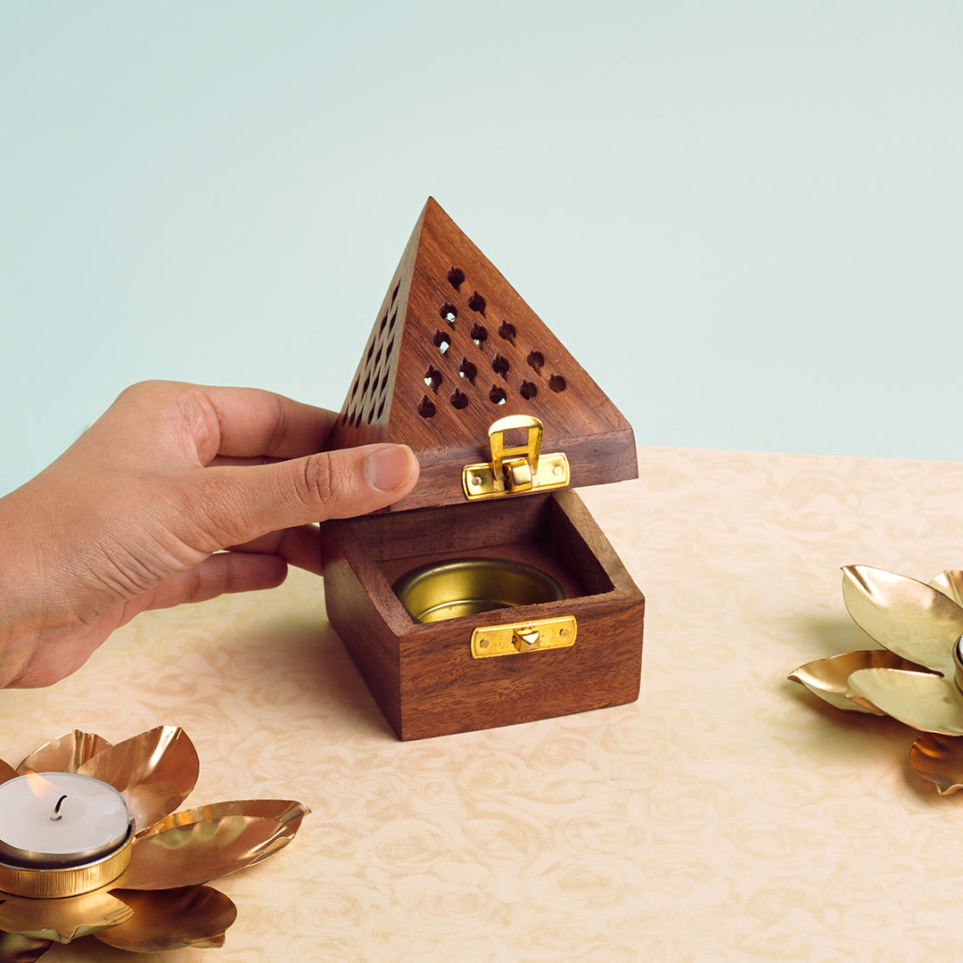 Wooden Dhoop stand