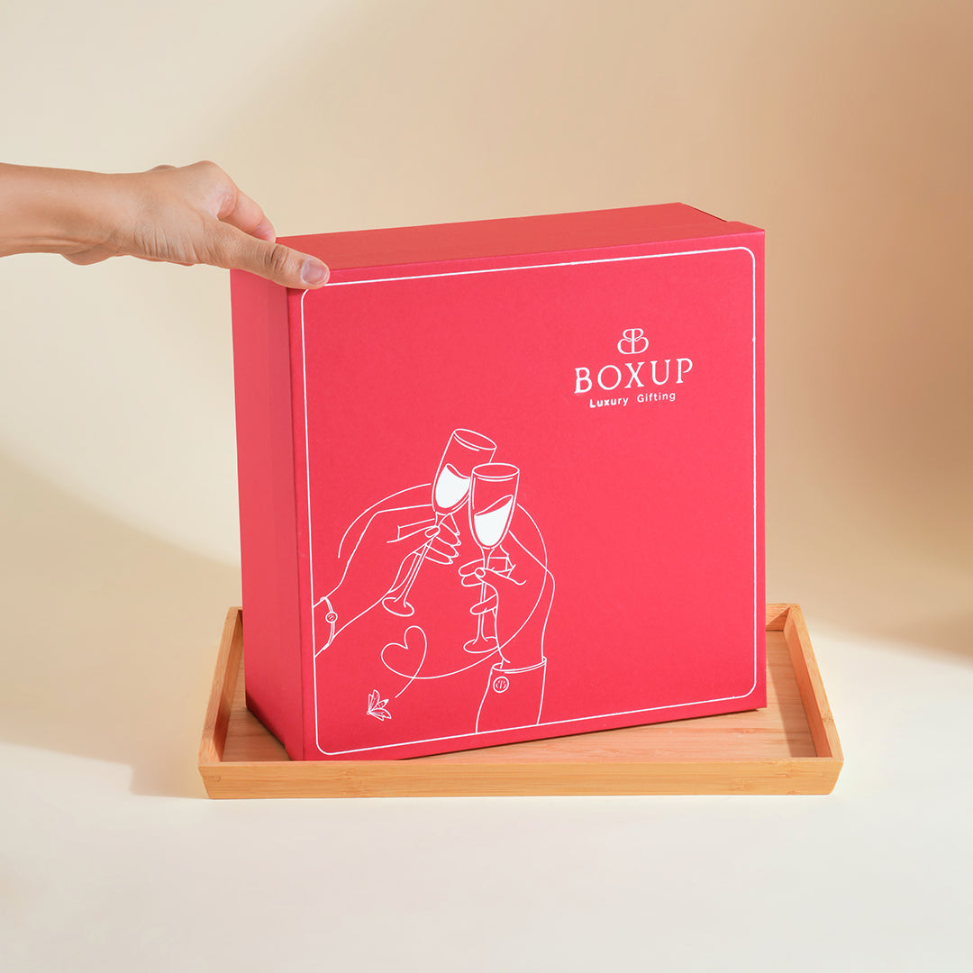 Toast & Cheers Box