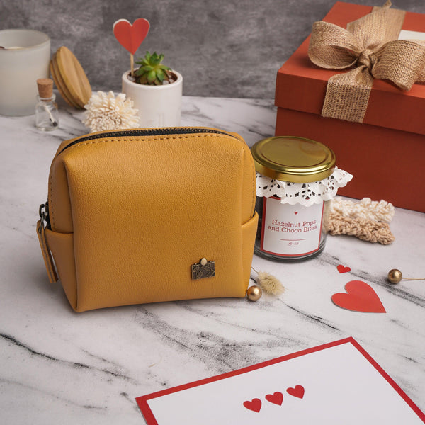 A Thinker’s Delight Gift Box - BoxUp Luxury Gifting 