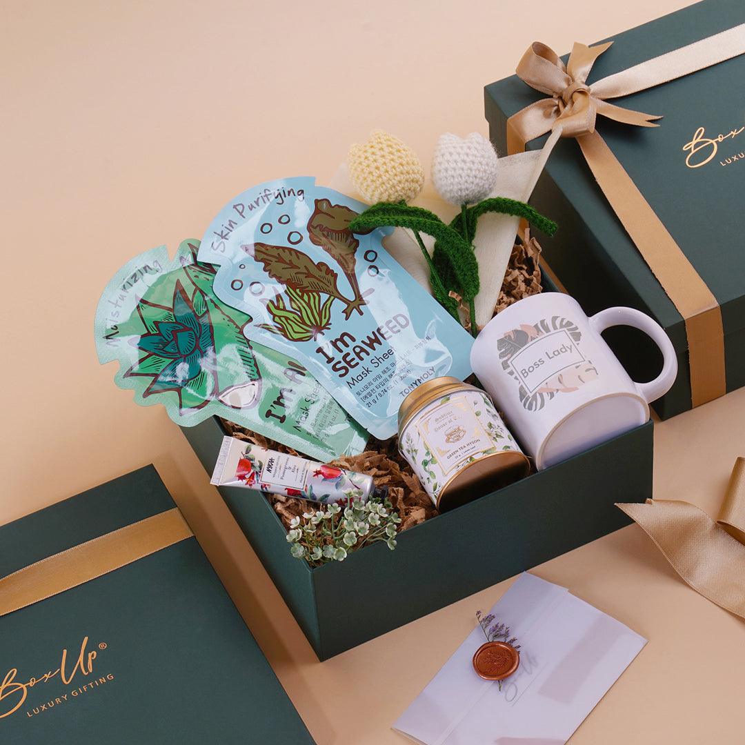 Cozy Corner Gift Box