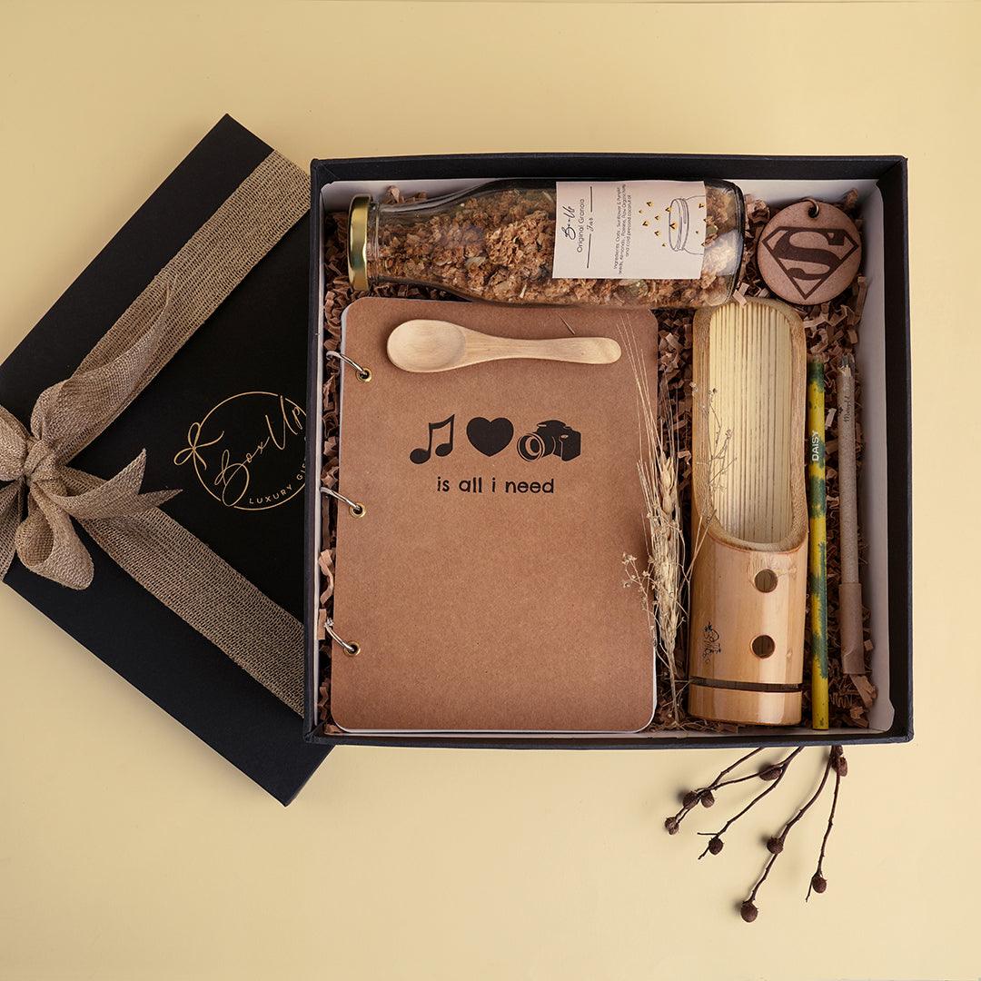 Biography Boxes Buy Personalized Memoir Gift Box Online – BoxUp Luxury Gifting