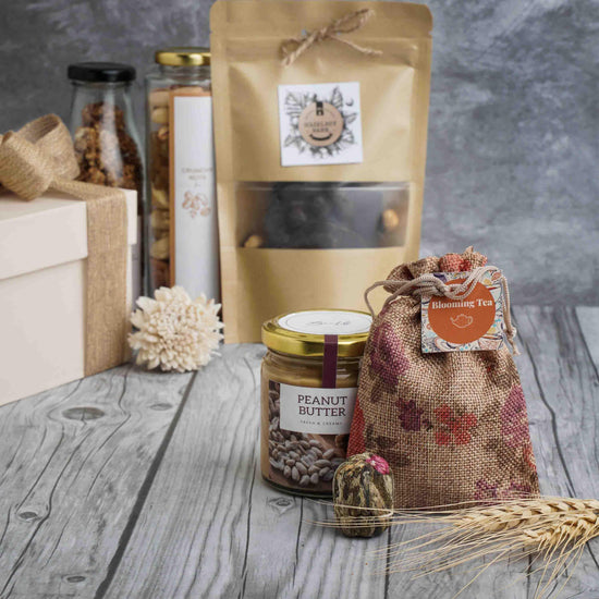 Food Connoisseur's Delight Gift Box - BoxUp Luxury Gifting 